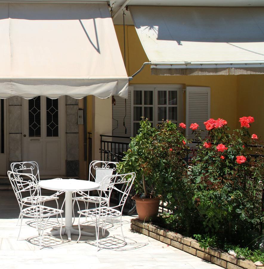 Family House Apartment Kalamata Bagian luar foto